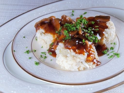 Millet Mashed “Potatoes” with Mushroom Gravy
